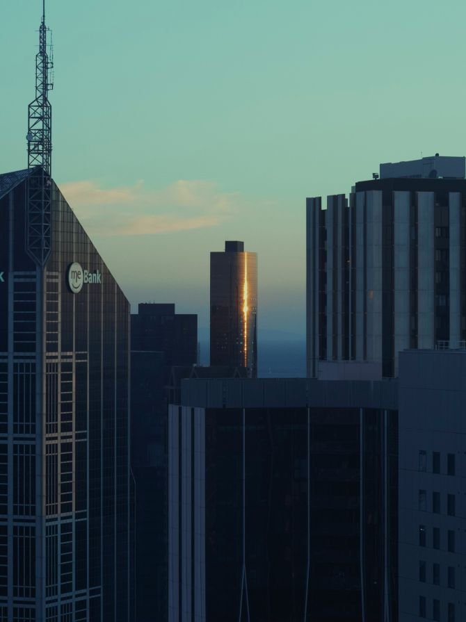 meatball-overexposure--_-lbs-_Yq0-unsplash